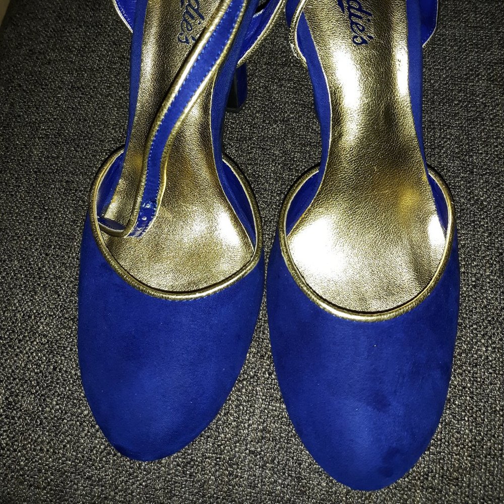 Woman's Blue CANDIES Heels Size 10